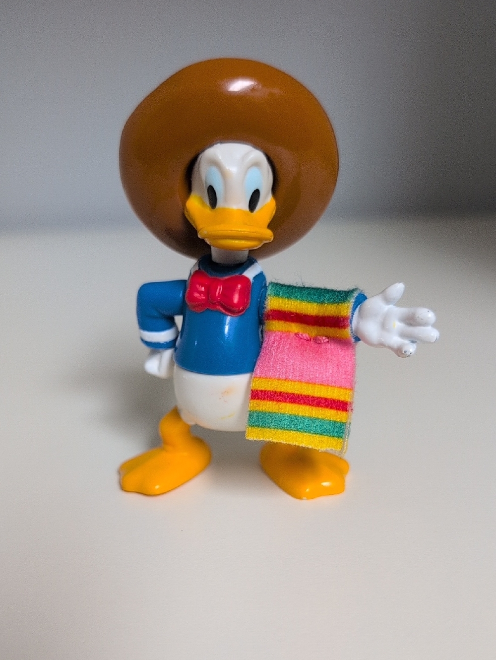 💜2/$20💜 Vintage Disney Donald Duck With Sumbrero Figure Moveable Head